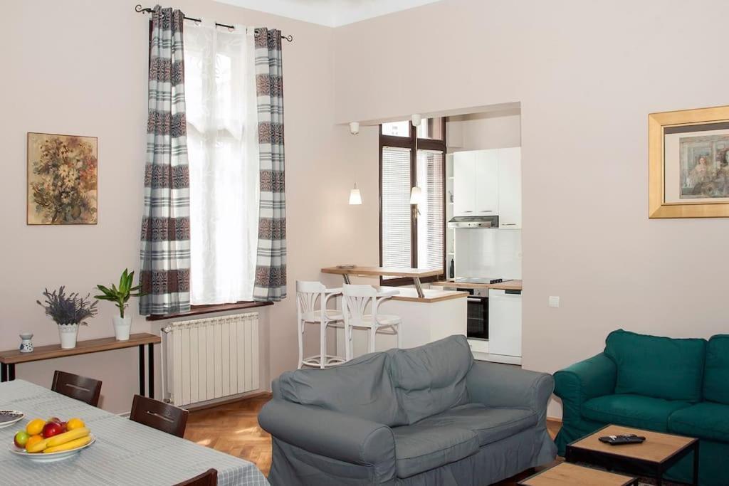 Apartment Pataky Загреб Екстер'єр фото