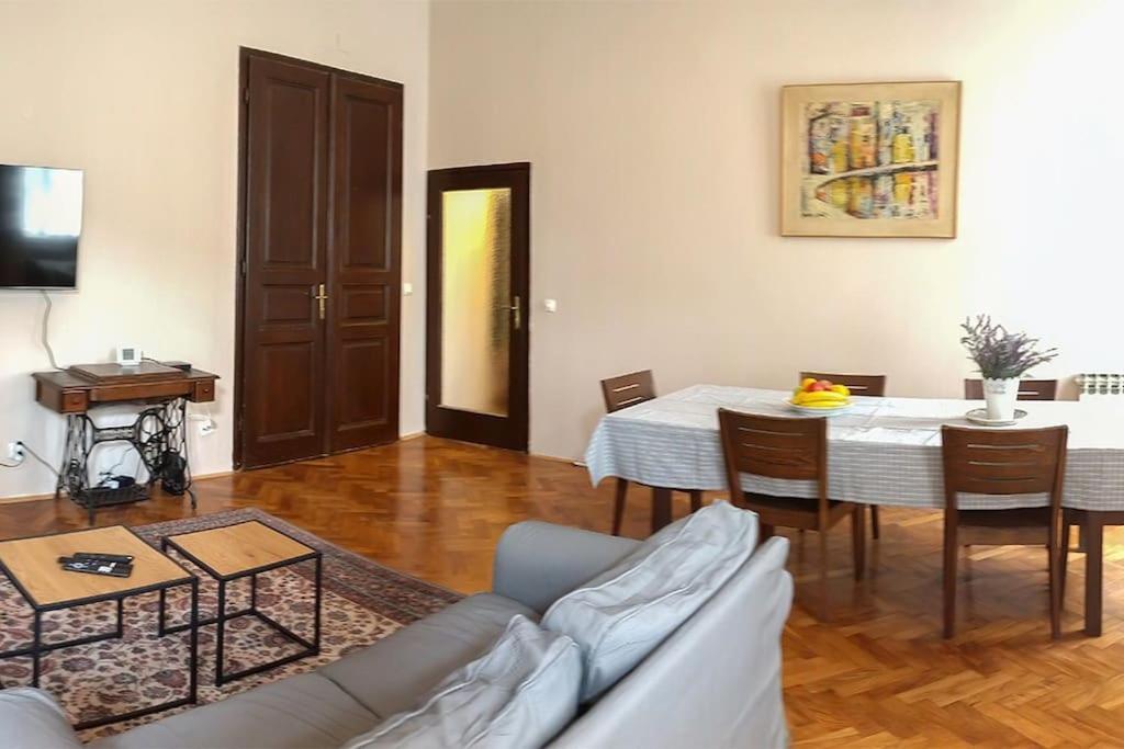 Apartment Pataky Загреб Екстер'єр фото